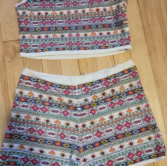 Zara Limited Edition Embroidered Short & Tank Set - Picture 3 of 3